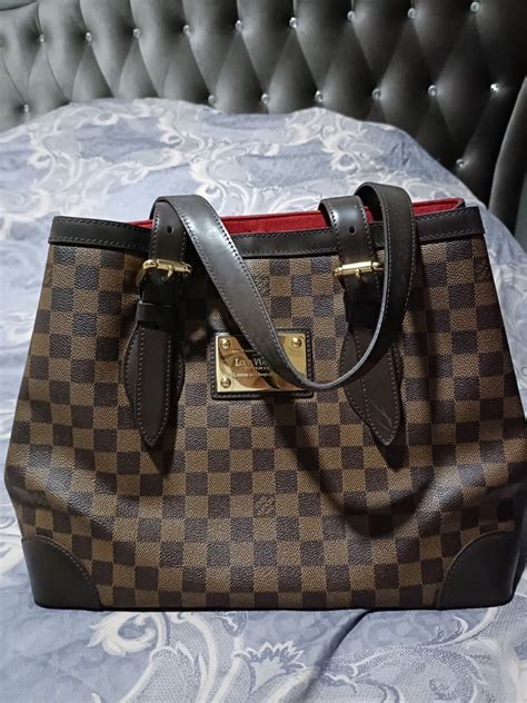 louis vuitton hampstead mm tote.